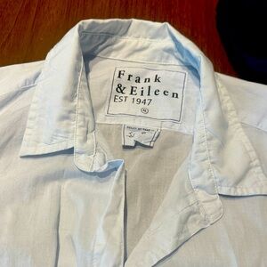 Frank & Eileen Sky Blue Button-Up